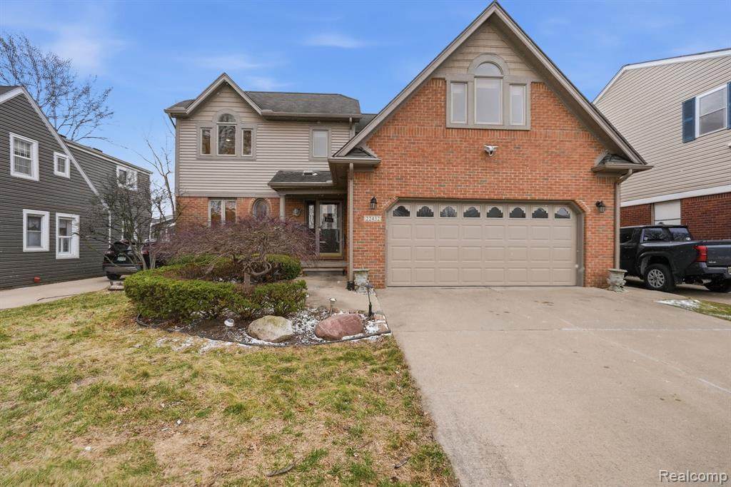 22432 Pointe Drive - Photo 1