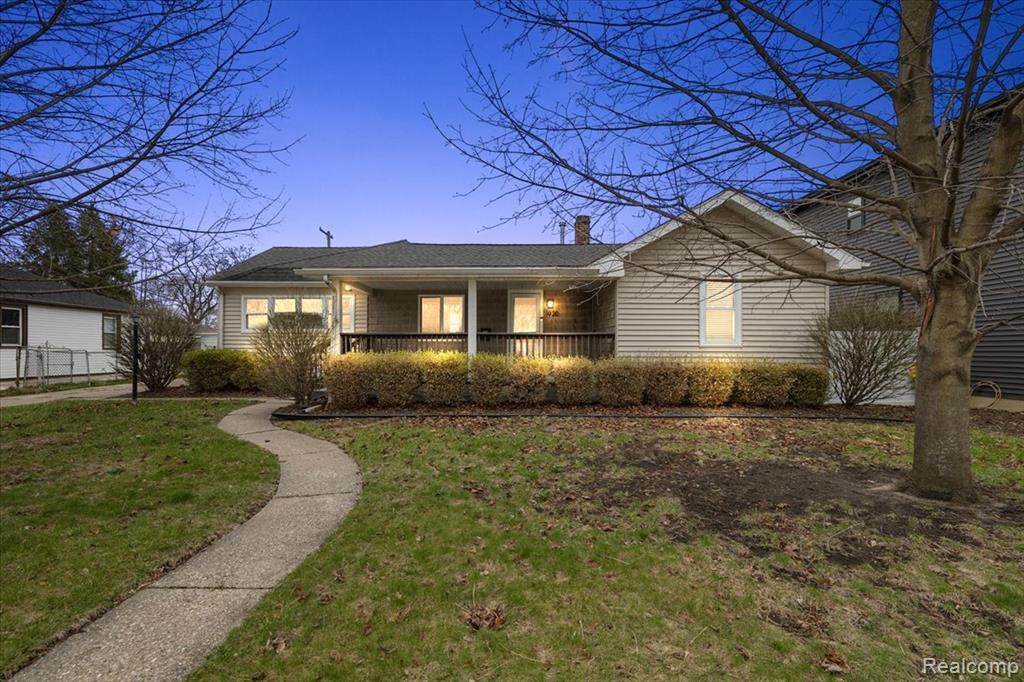 1920 Saratoga Street - Photo 1