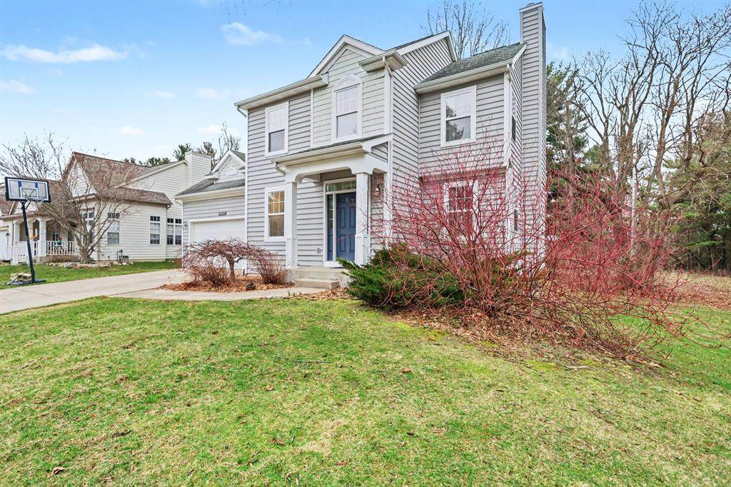 5343 Fieldstone Drive - Photo 1