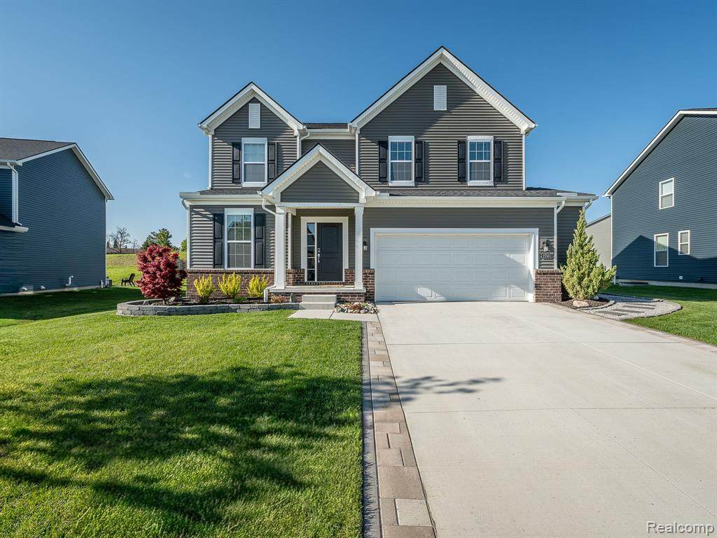 2750 Salt Springs Drive - Photo 1