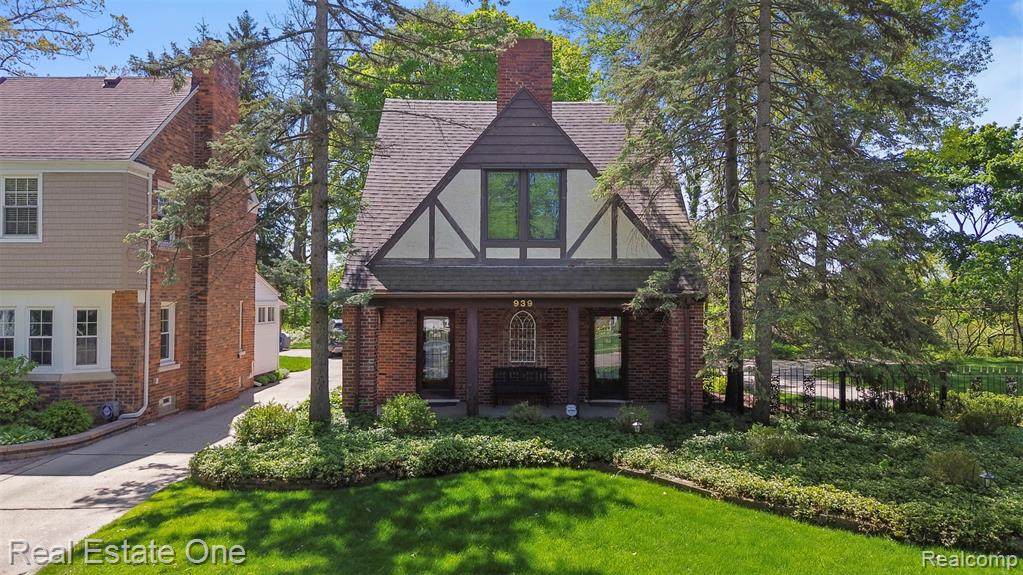 939 Highland Street - Photo 1