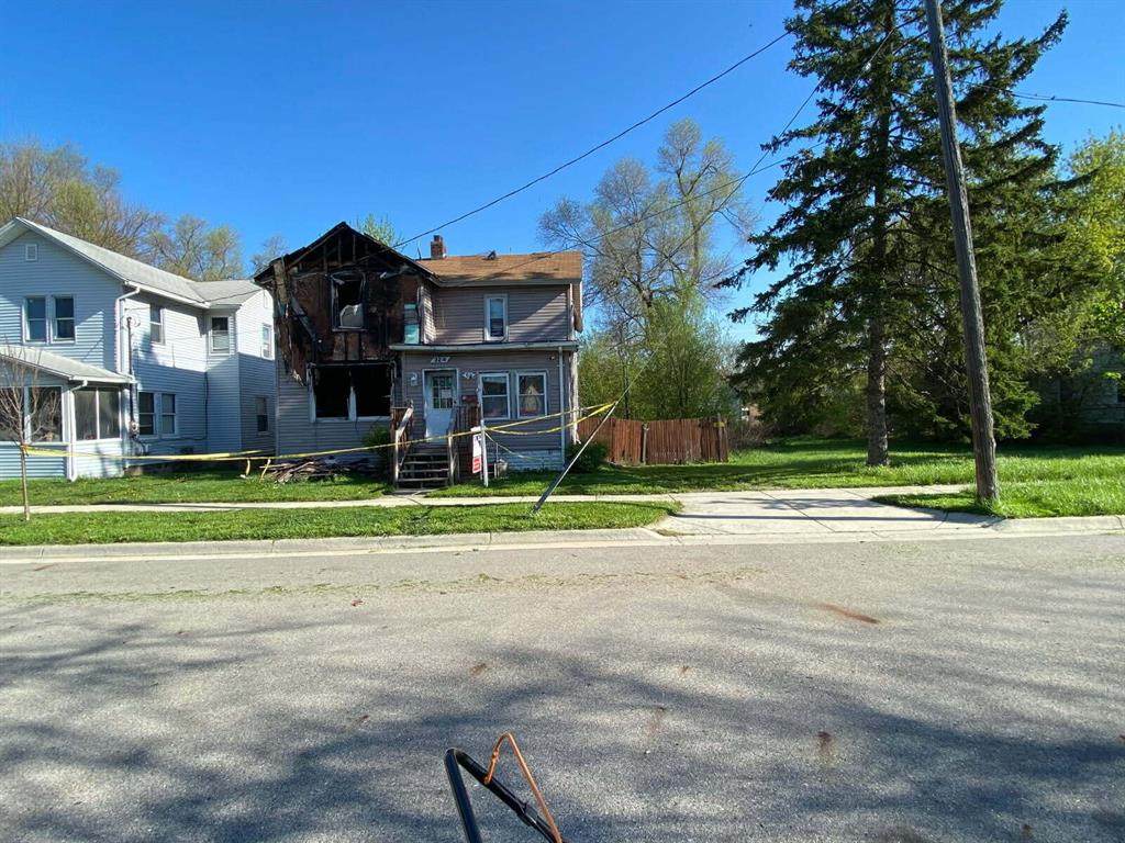 324 Clinton Street - Photo 1