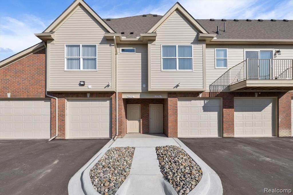 8292 Heywood Circle - Photo 1
