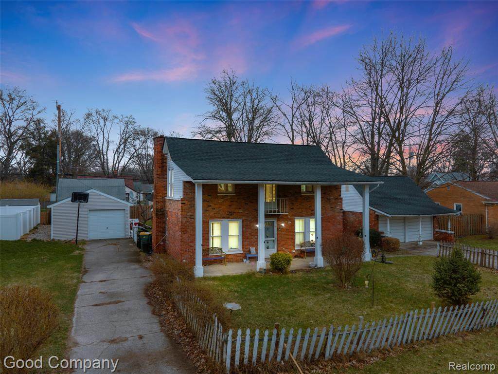 21560 Collingham Avenue - Photo 1