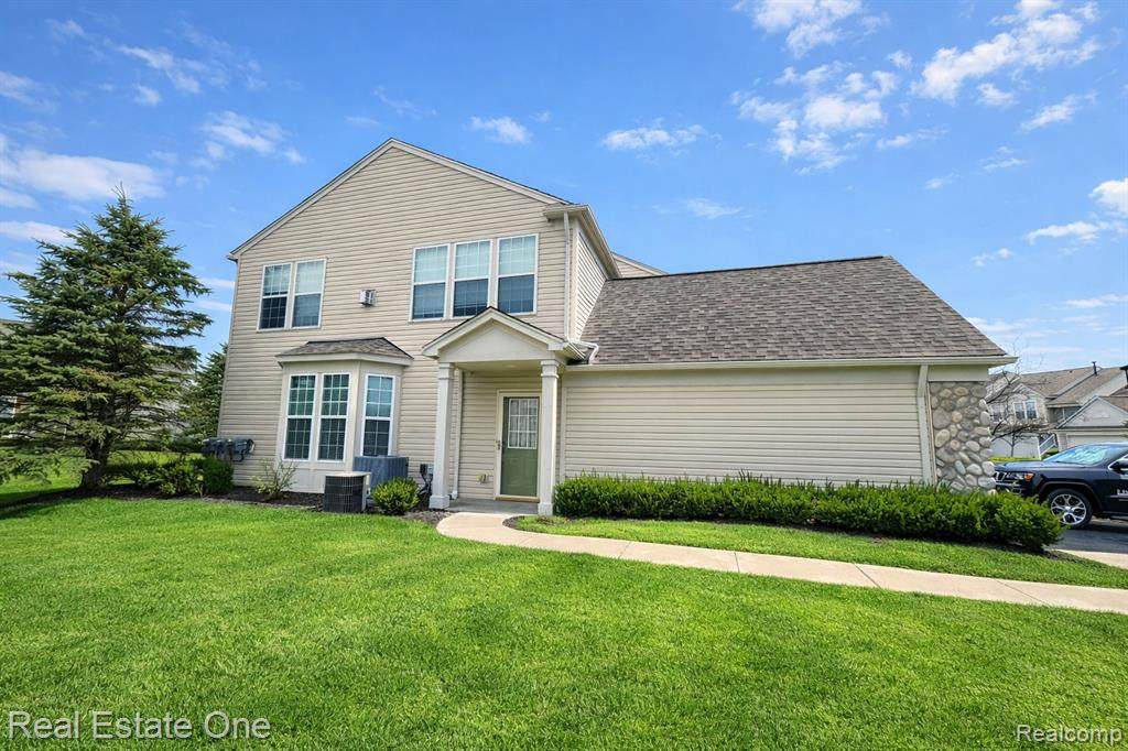 515 Dockside Circle - Photo 1