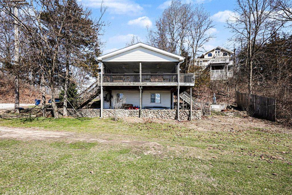 5884 Rays Drive - Photo 1