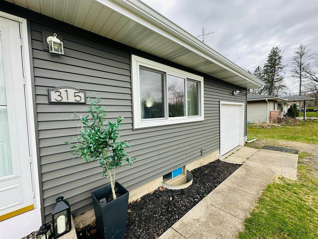 315 Pam Drive - Photo 1
