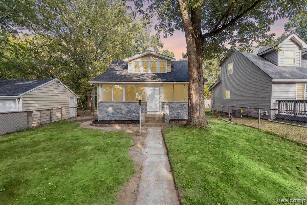 23248 Helen Street - Photo 1