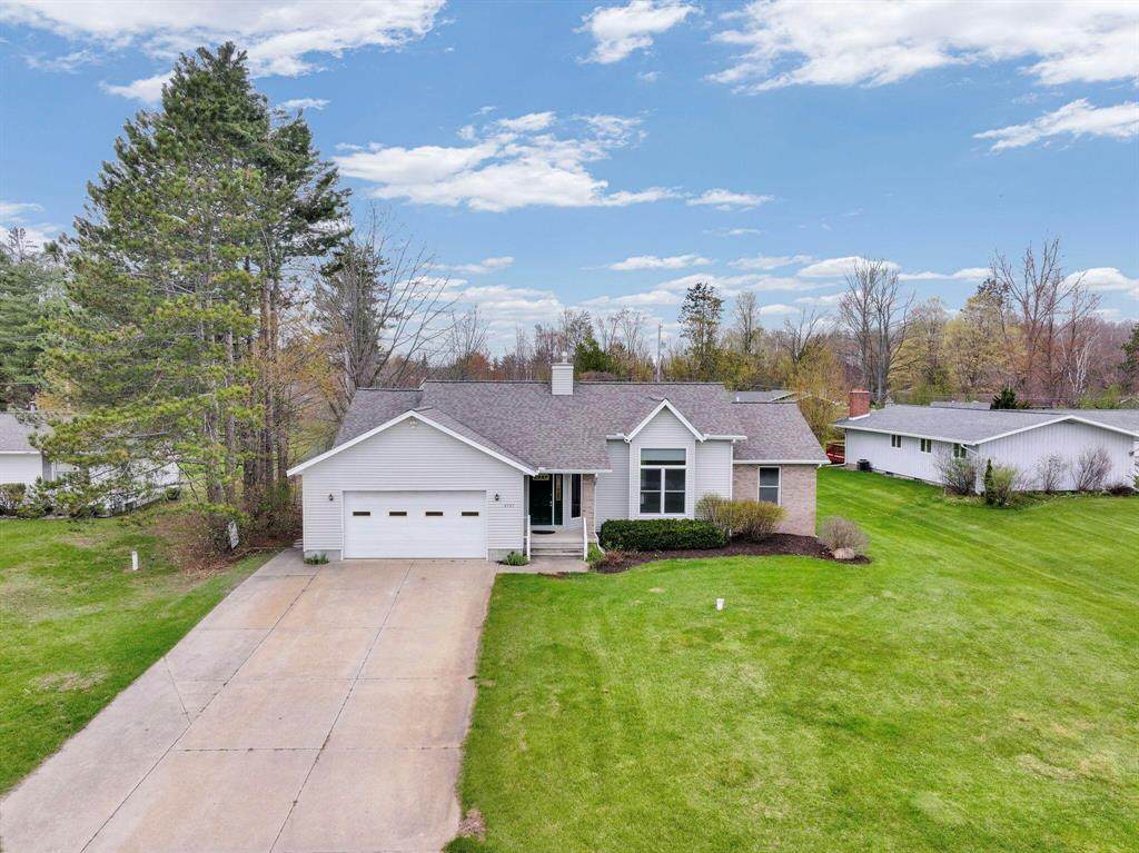 4327 Benson Road - Photo 1