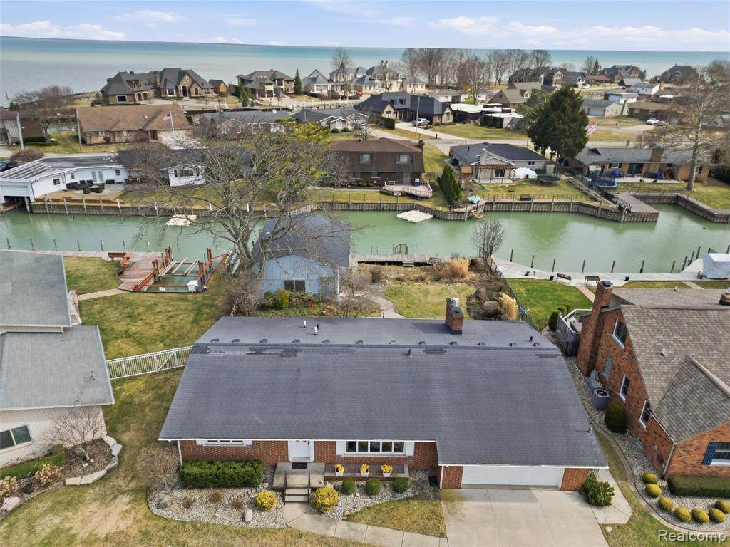 49750 Nautical Drive - Photo 1