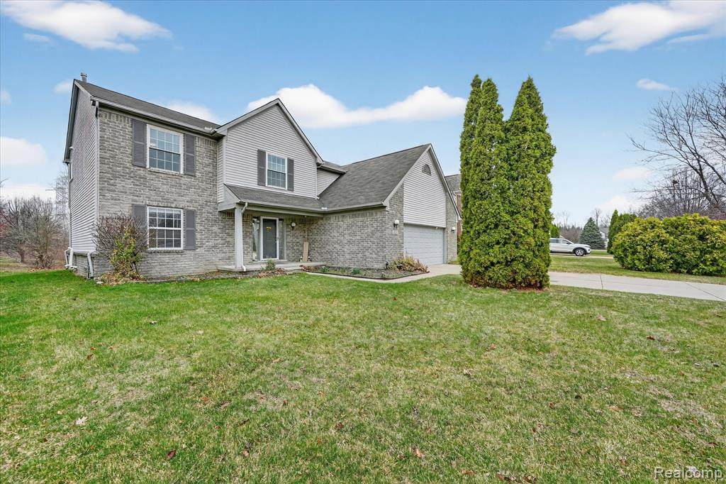 1029 White Trail - Photo 1