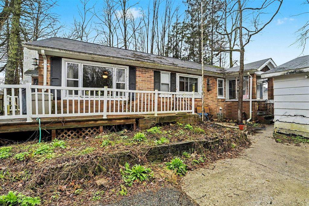 161 Gardner Avenue - Photo 1