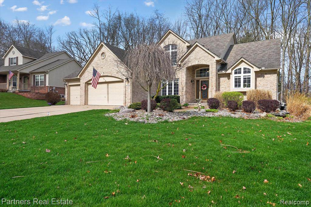 112 Summer Shade Drive - Photo 1
