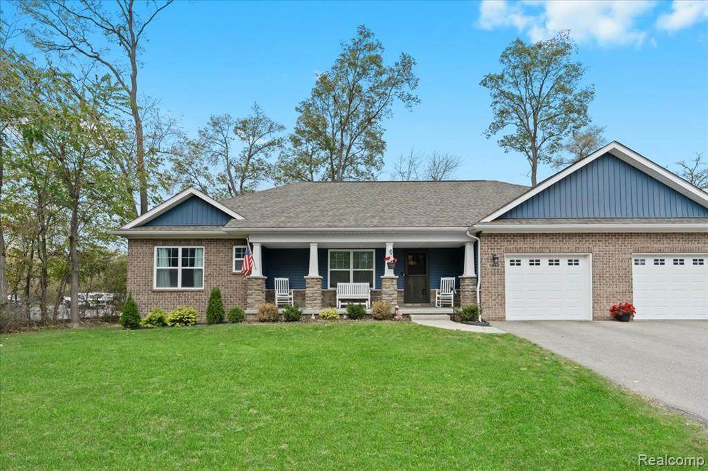 5860 Scenic Bluff Drive - Photo 1