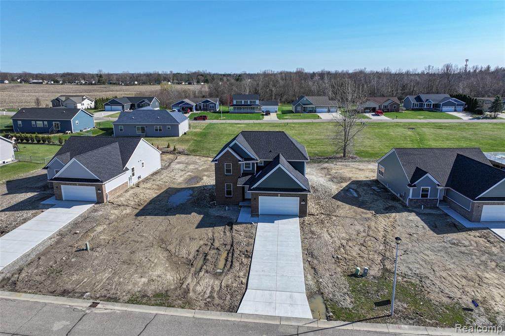 10198 Hunt Drive - Photo 1