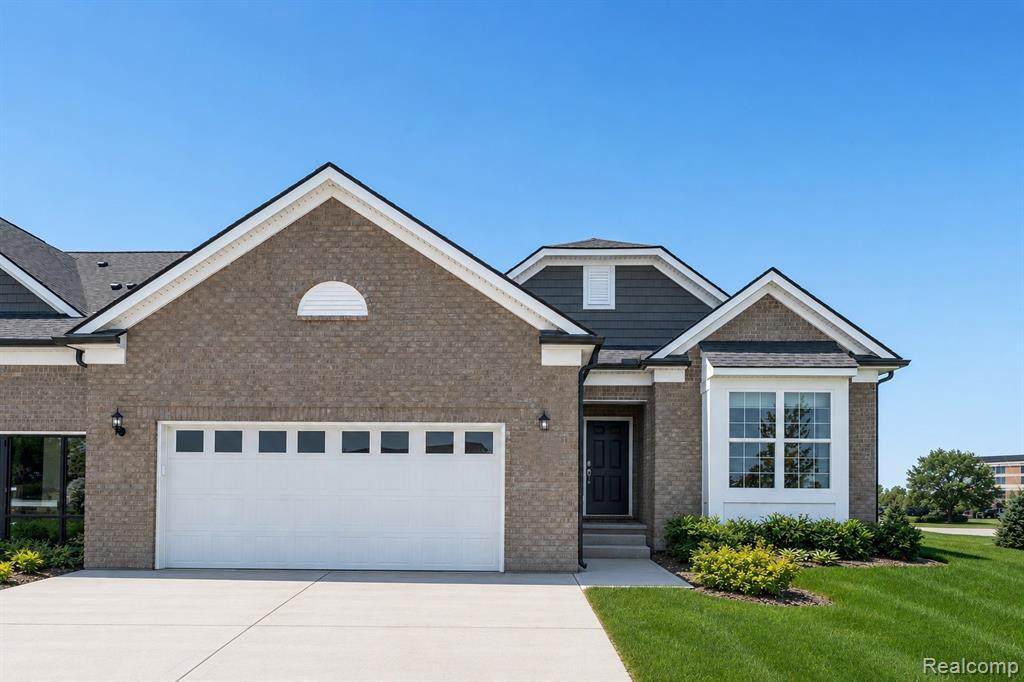 42823 Arbor Drive - Photo 1