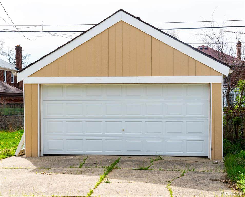 https://bt-photos.global.ssl.fastly.net/michigan/orig_boomver_2_653706616-2.jpg