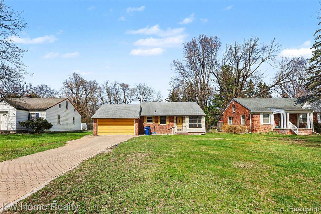 26932 6 Mile Road - Photo 1