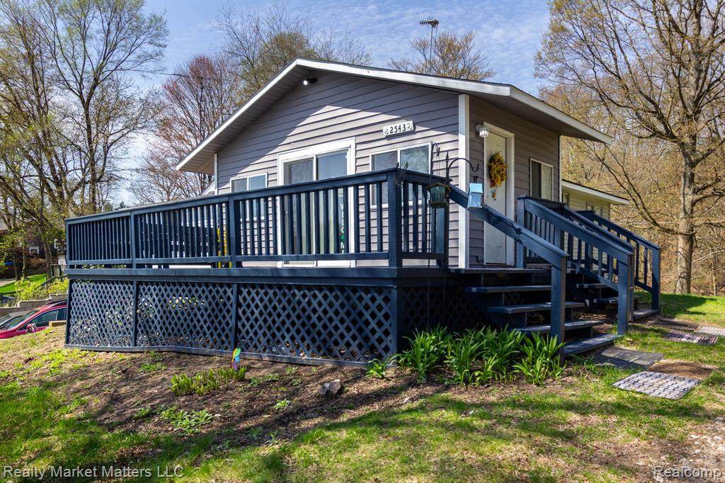 2543 Henry Road - Photo 1