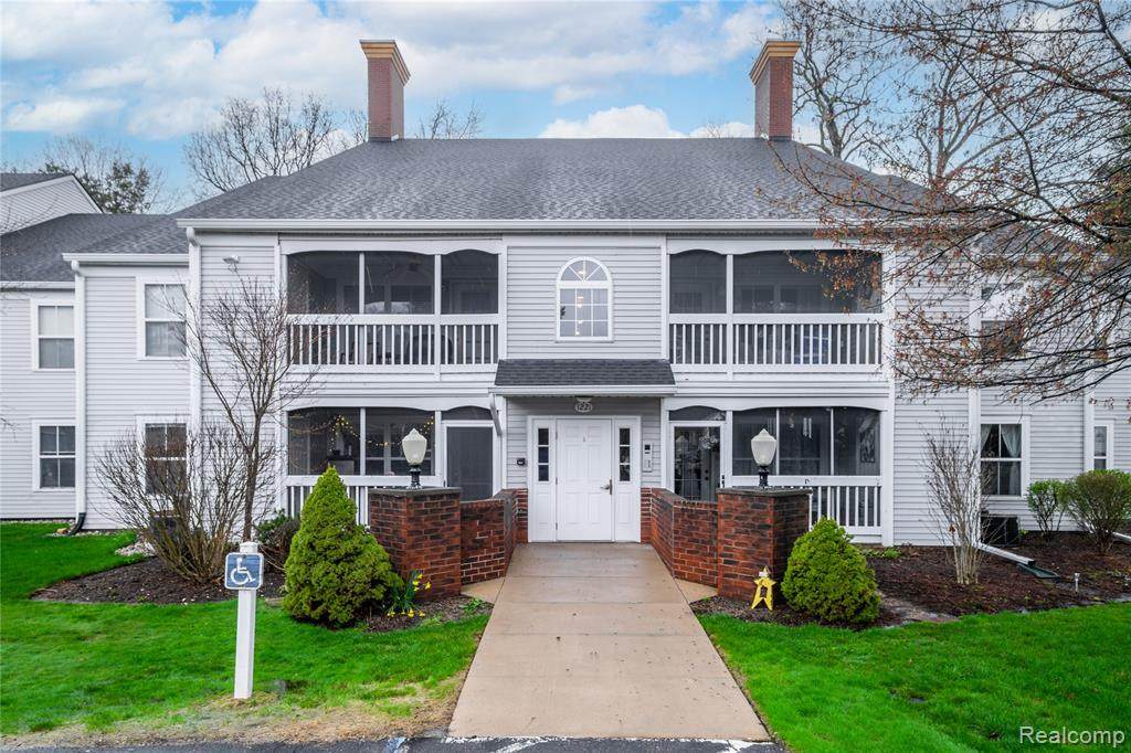 1221 Curzon Court - Photo 1