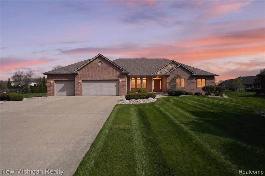 5425 Majestic Court - Photo 1