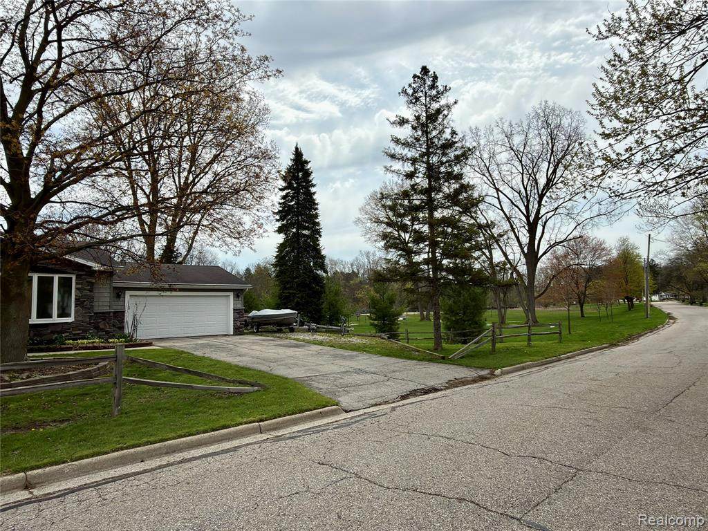 https://bt-photos.global.ssl.fastly.net/michigan/orig_boomver_2_653863991-2.jpg