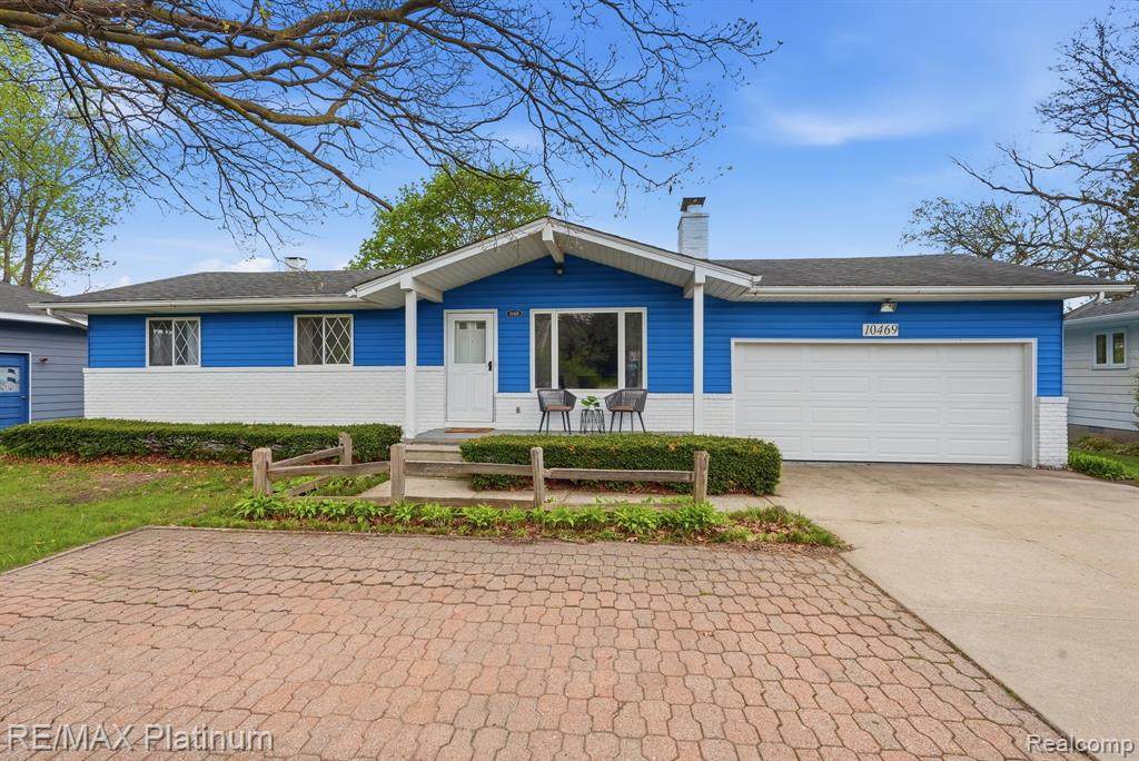 10469 Cooley Lake Road - Photo 1