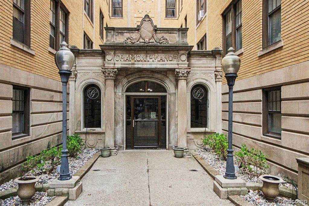120 Seward Street - Photo 1