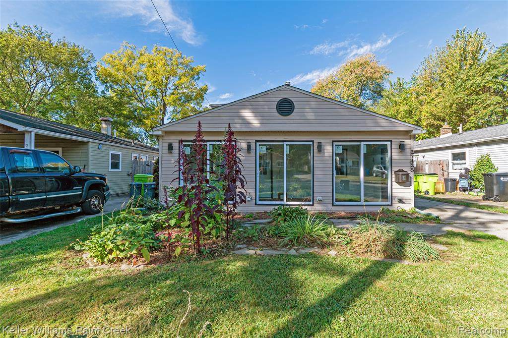 27425 Townley Street - Photo 1