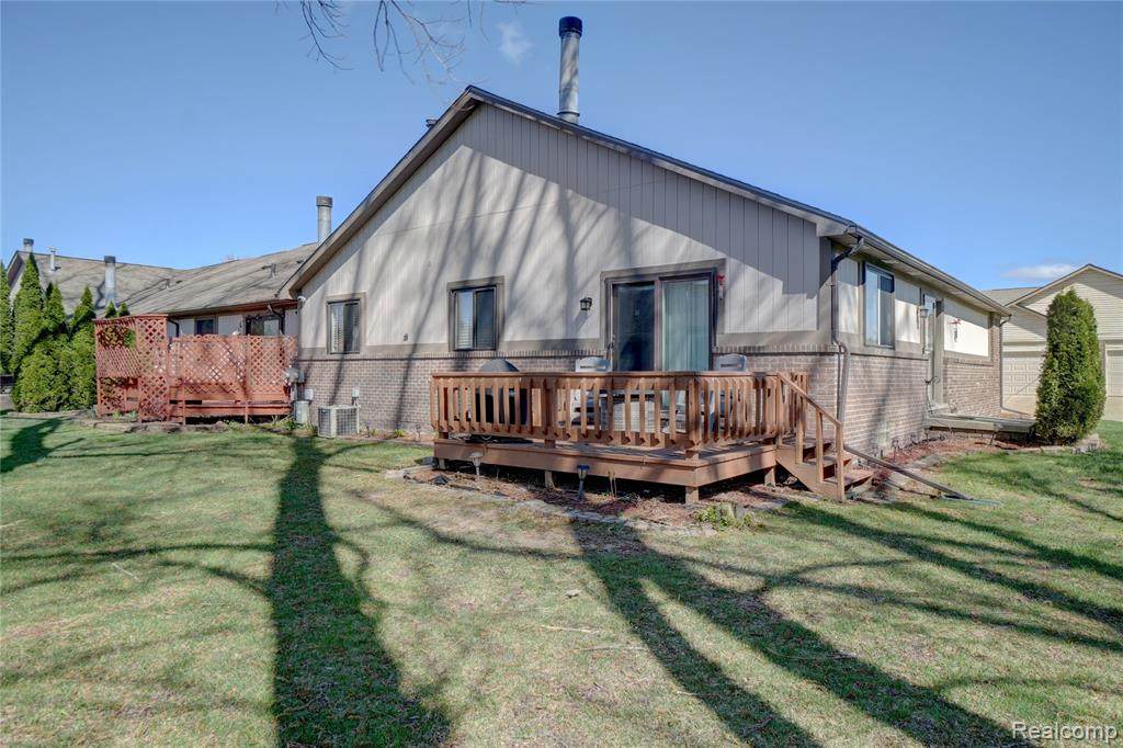 20522 Longwood Drive - Photo 1