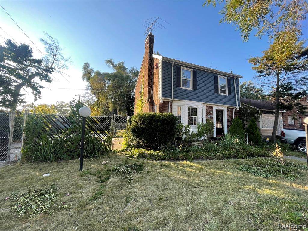 10731 Roxbury Street - Photo 1