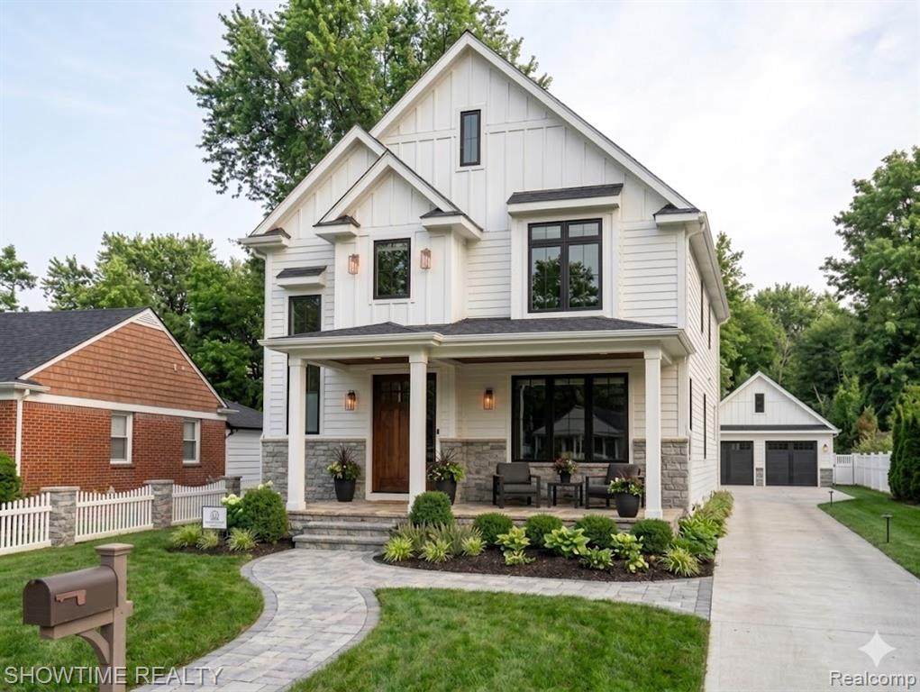 1623 Taunton Road - Photo 1