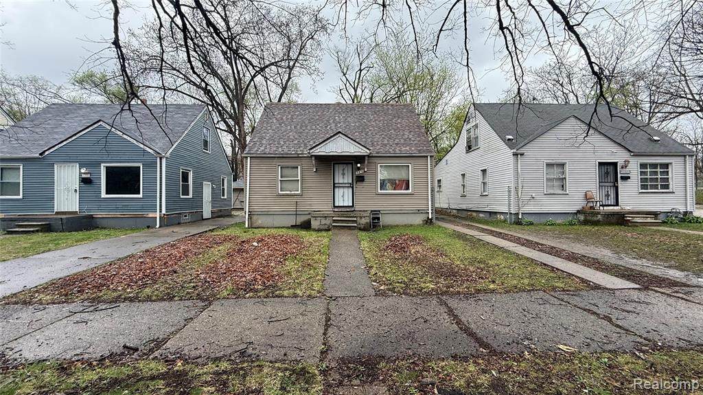 15870 Parkway Street - Photo 1