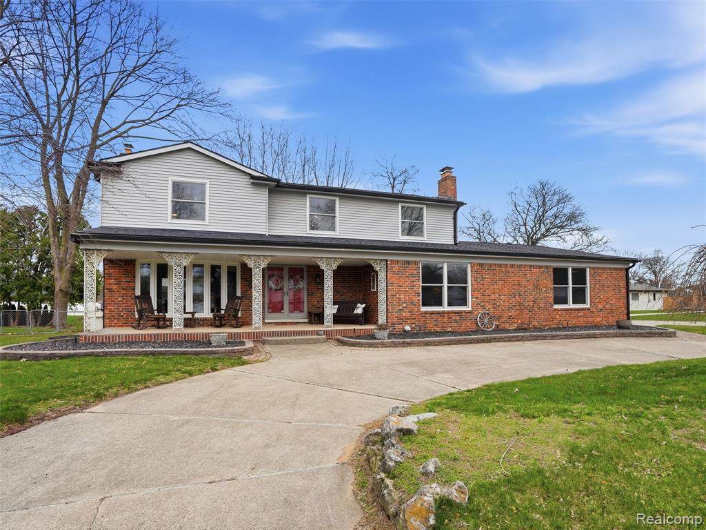 20145 Scarlet Court - Photo 1