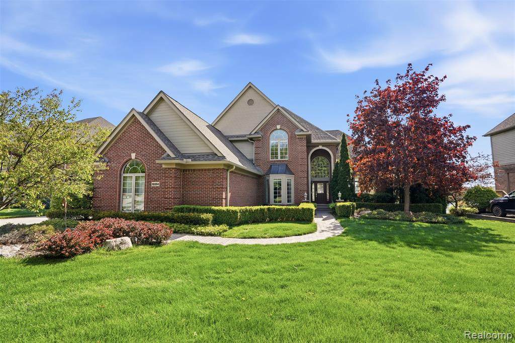 18254 Parkshore Drive - Photo 1
