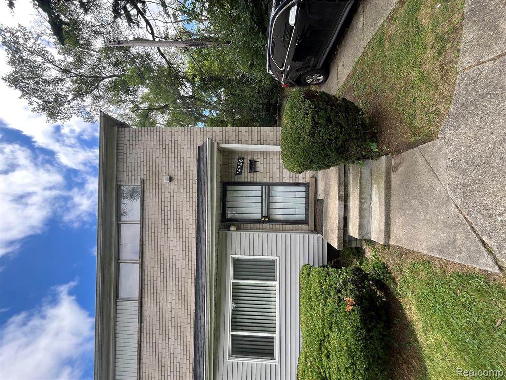 14526 Evergreen Road - Photo 1