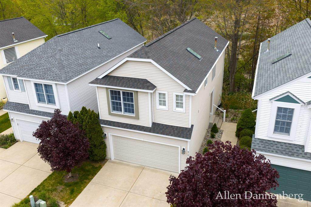 845 Bluff Creek Drive - Photo 1