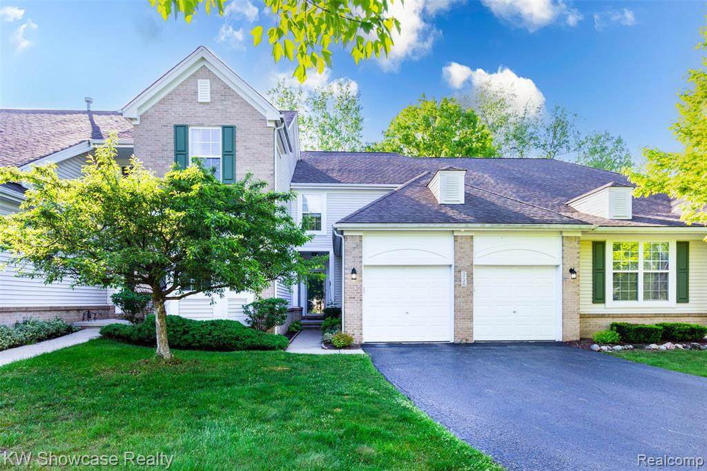 5726 Pinecroft Court - Photo 1