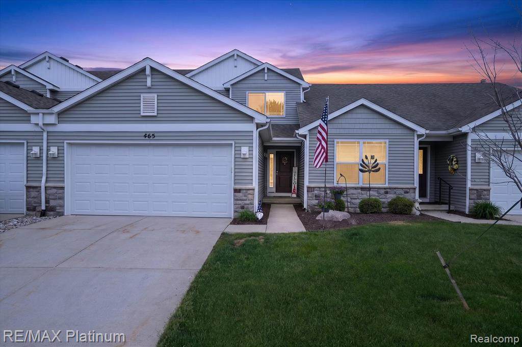 465 Hosta - Photo 1