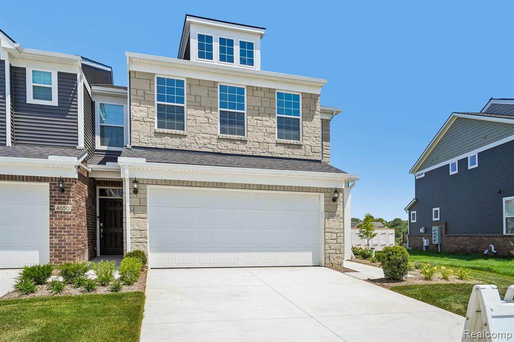 4048 Nottingham Circle - Photo 1