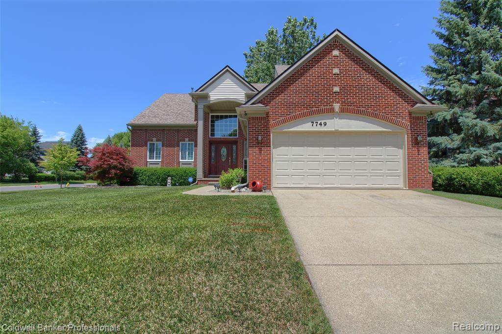 7749 Dover Drive - Photo 1