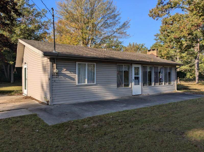 5533 County Line Road - Photo 1