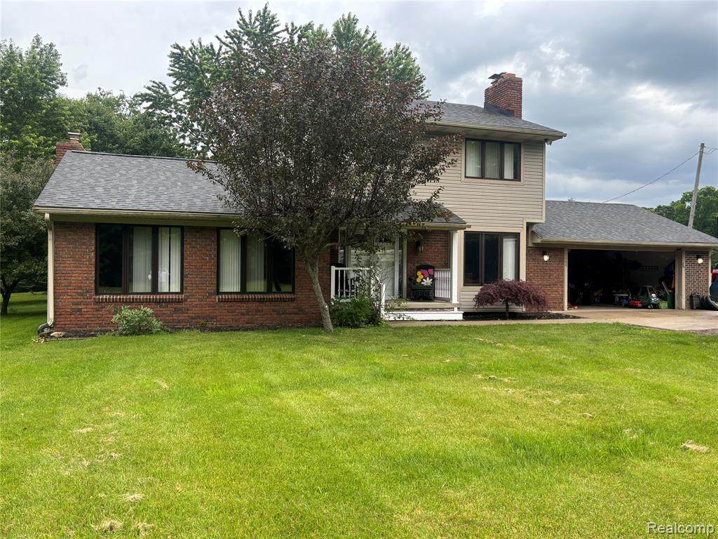 9844 Pine Knob Road - Photo 1