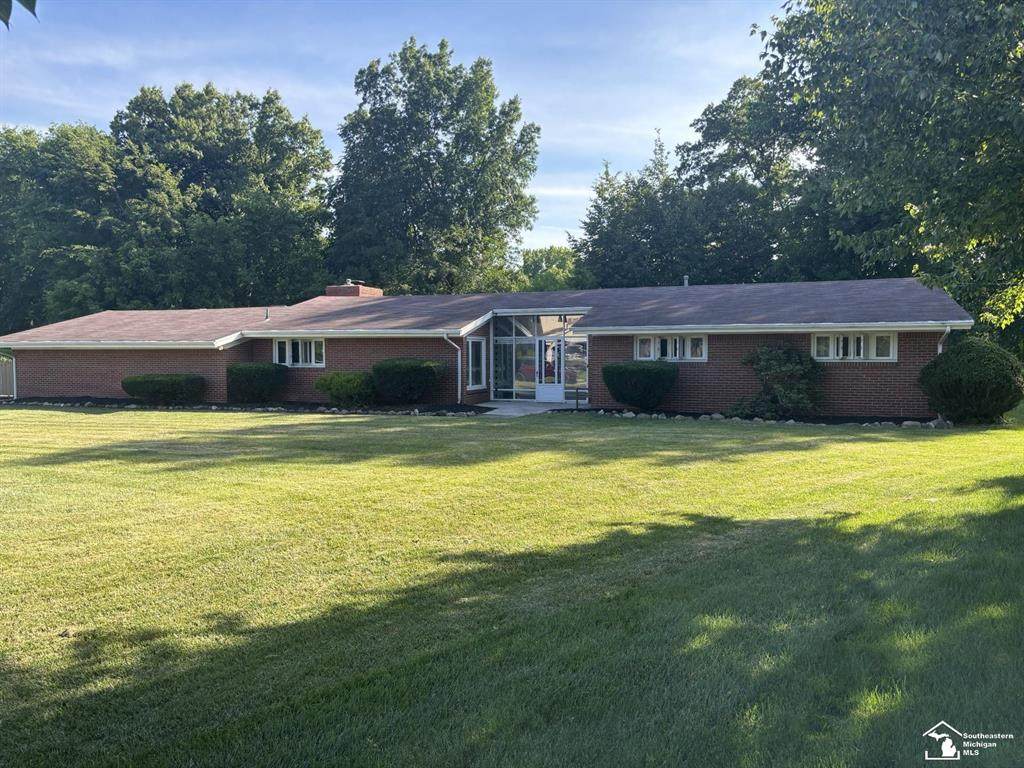 3265 Edgevale Drive - Photo 1