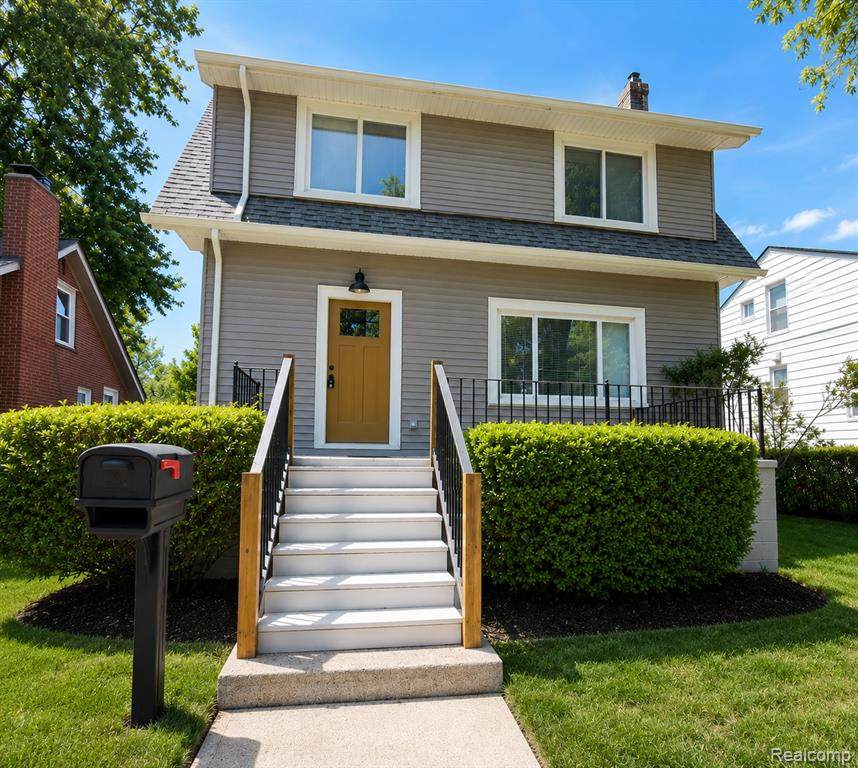 214 Hazelhurst Street - Photo 1