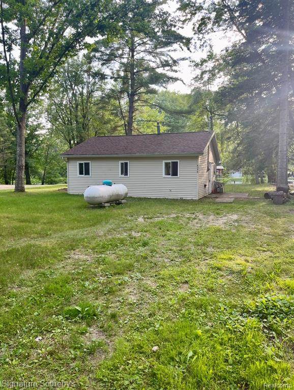 6246 Dorr - Photo 1