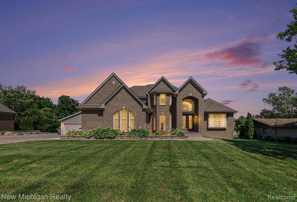 3812 Finch Drive - Photo 1