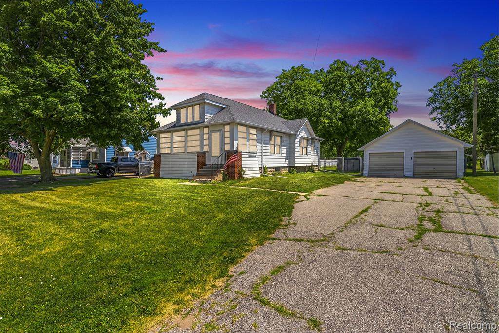 1709 Michigan Avenue - Photo 1