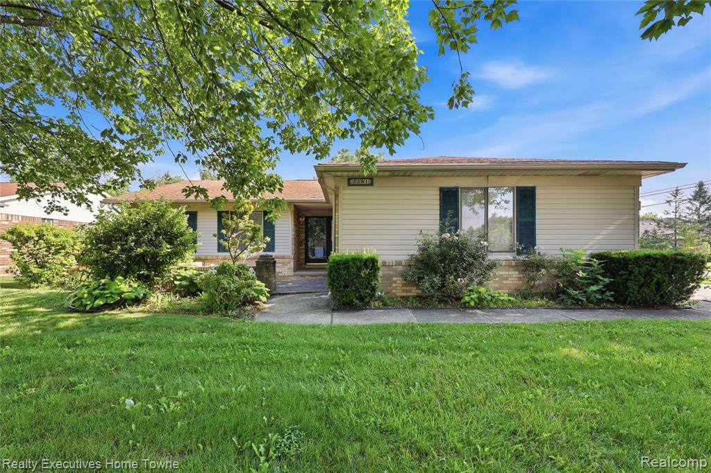 5281 Shruboak Drive - Photo 1