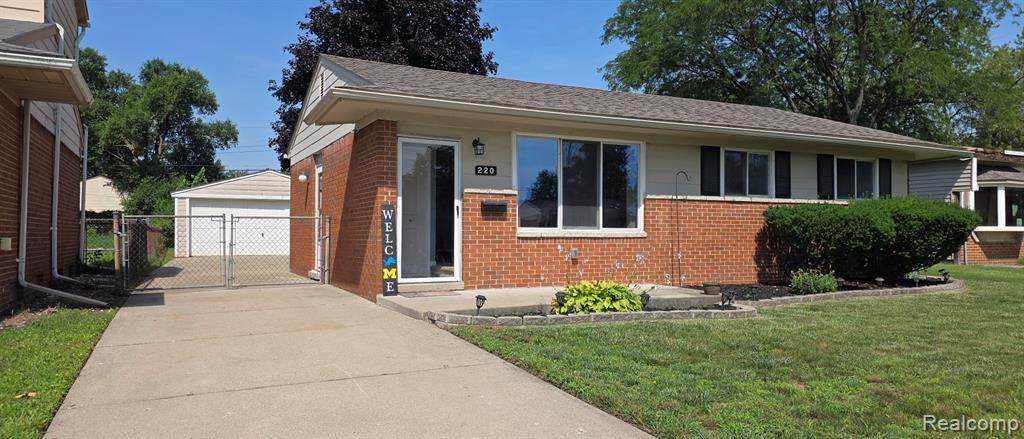 220 Wildwood Street - Photo 1